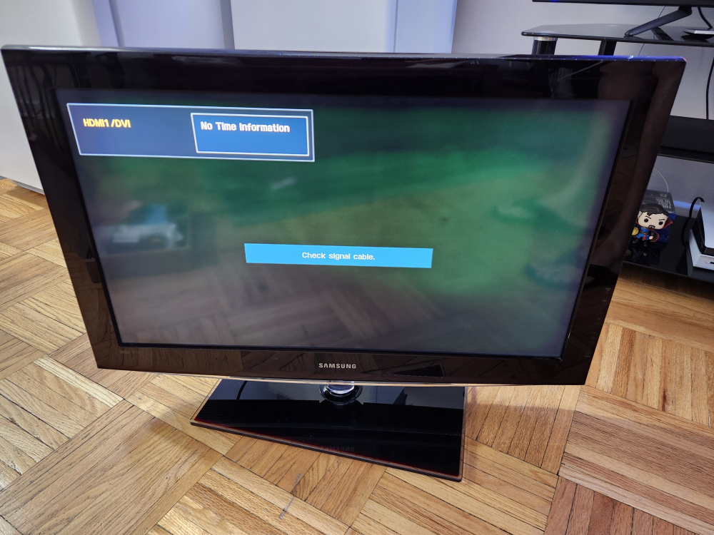 Samsung TV 32" HD 1080p NO REMOLTE - photo 5