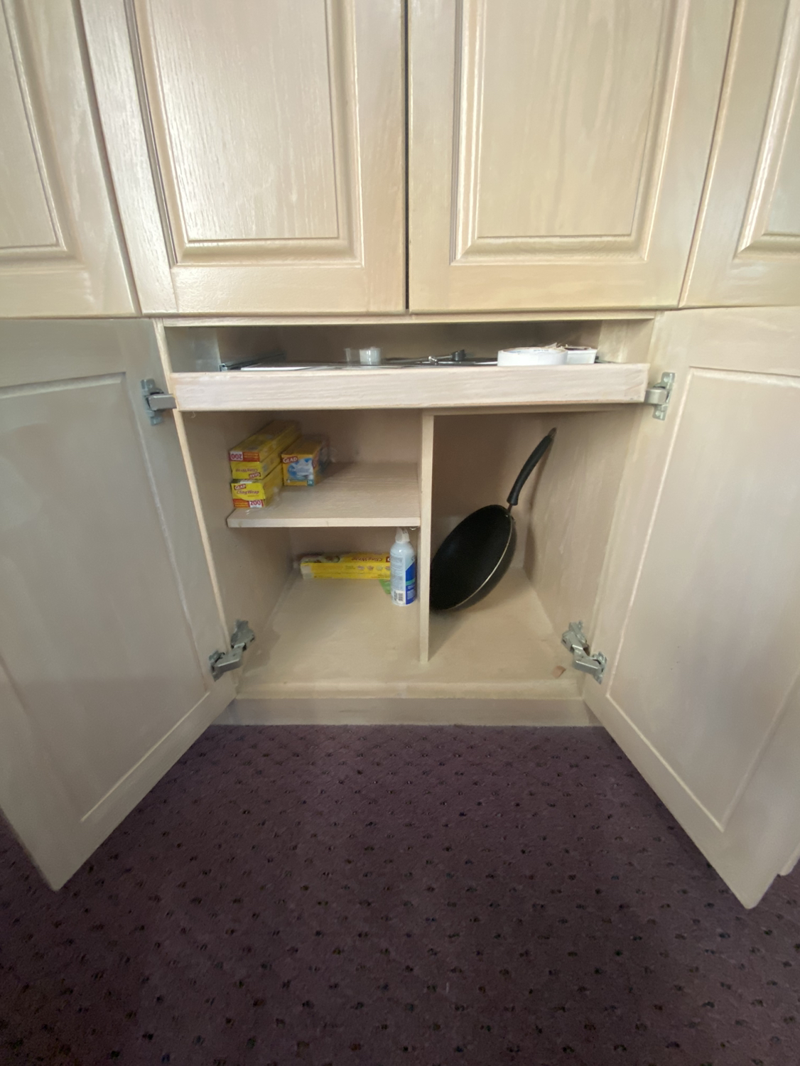 Cabinet MOVE SALE - photo 4