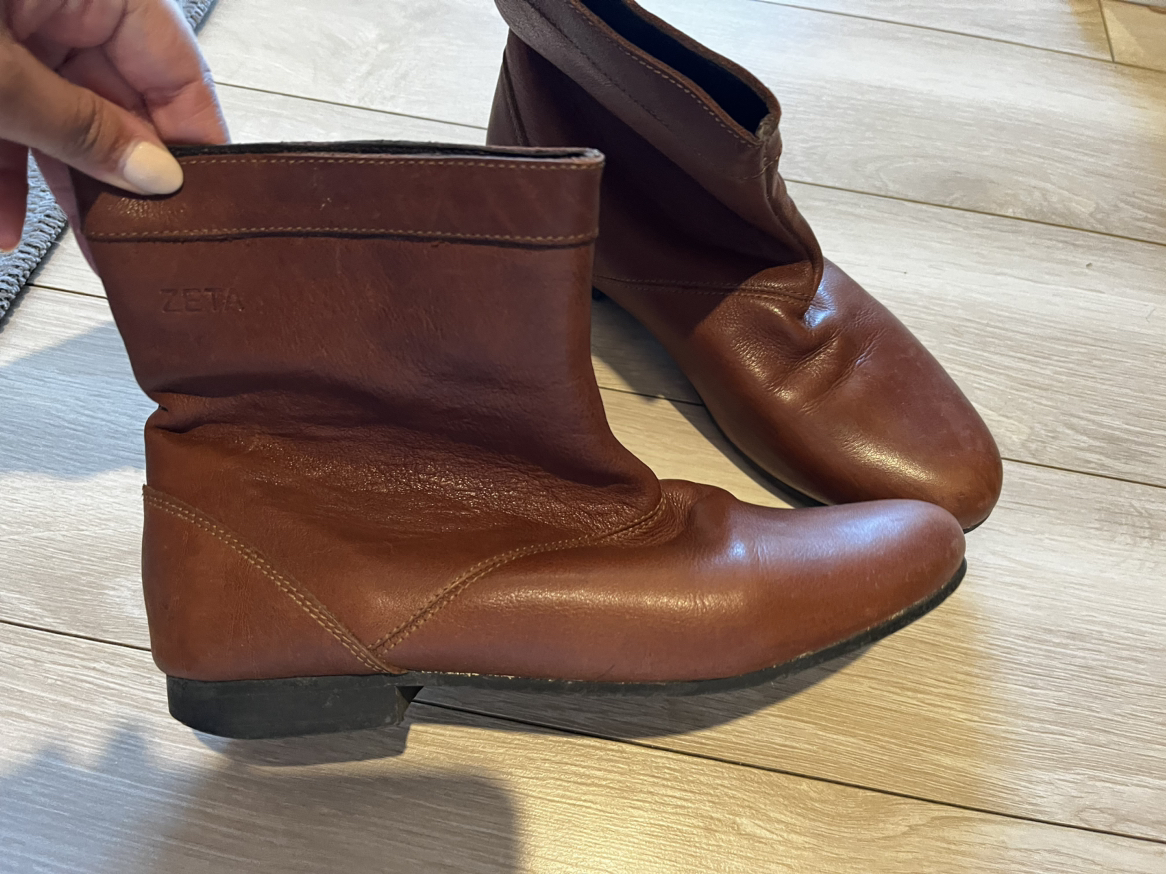 #freecycle Women boots thumbnail