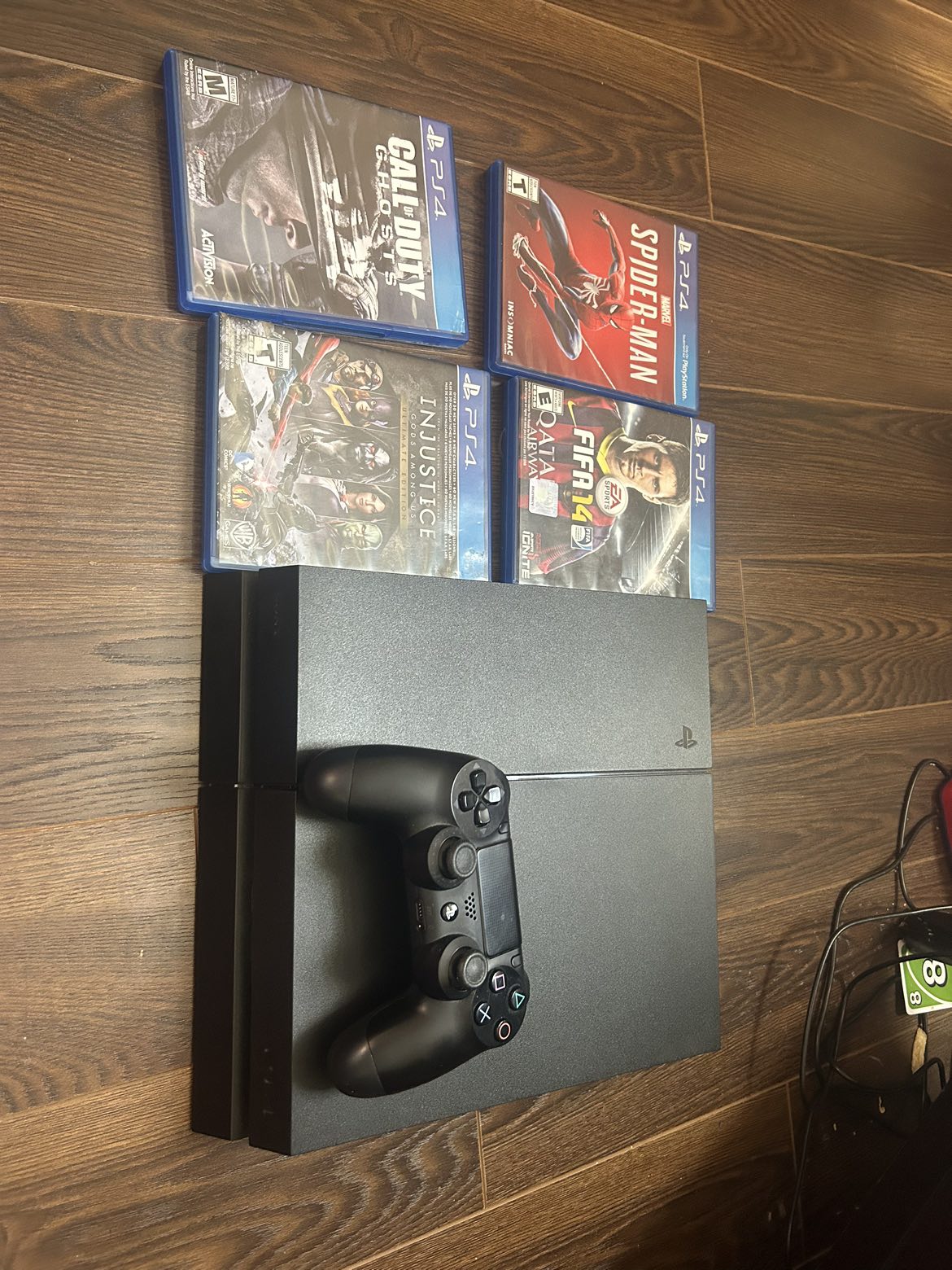 PS4 and 1 controller thumbnail
