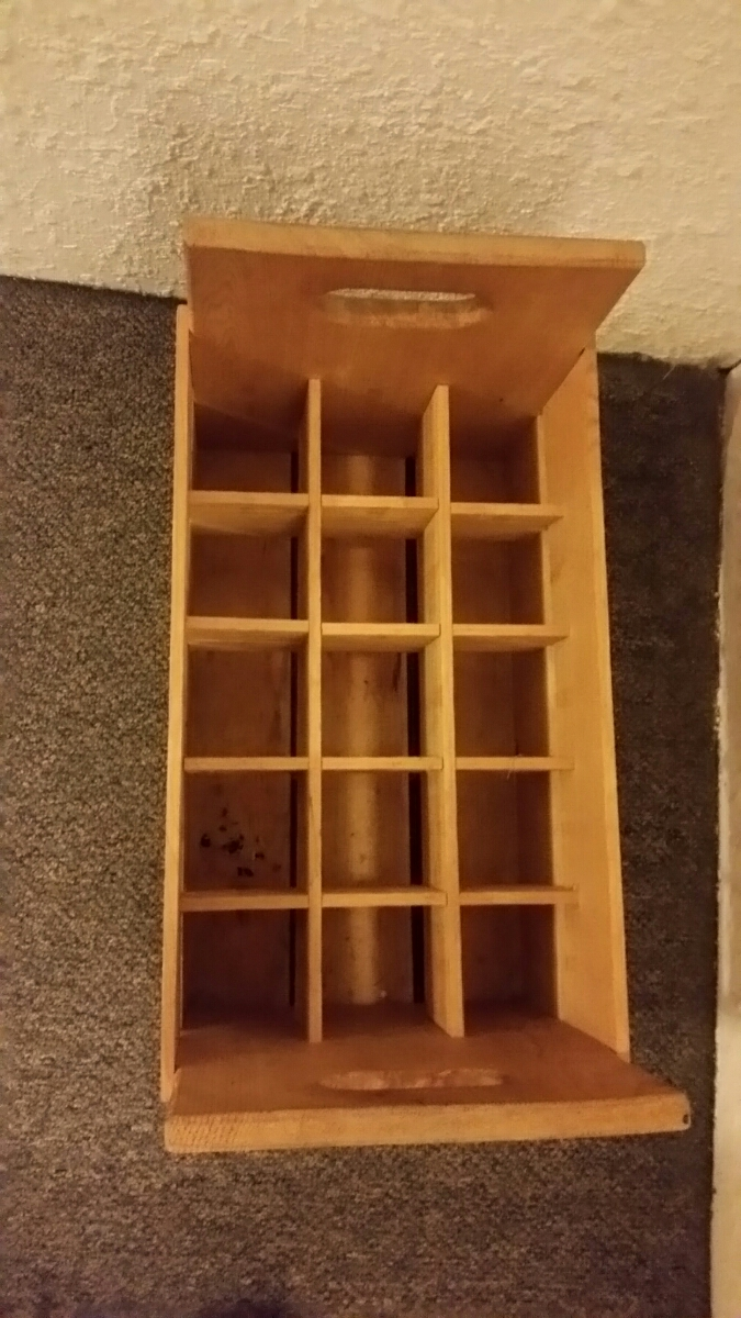 Vintage wood transport bottle case for wine, liquor, beer image indicator(3)