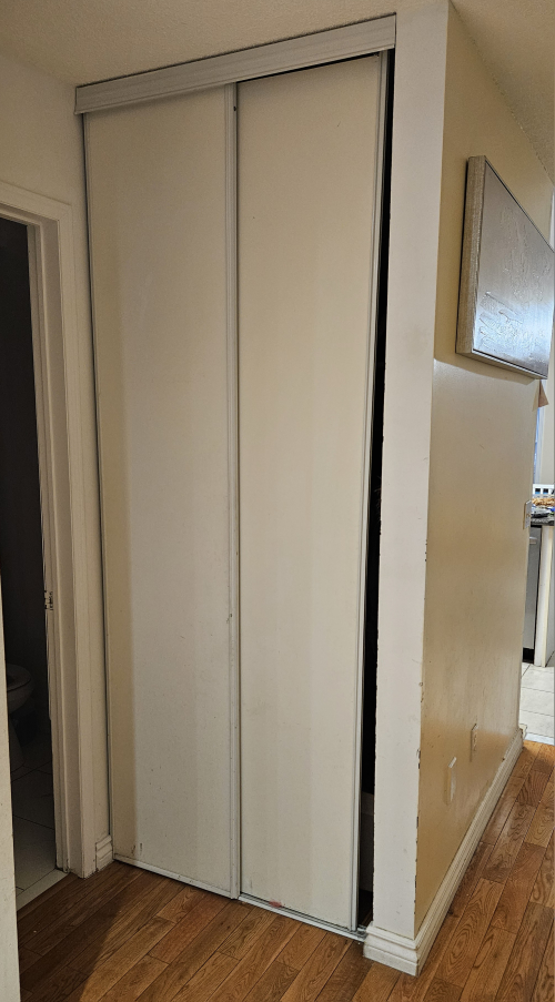 Closet sliding doors - photo 2