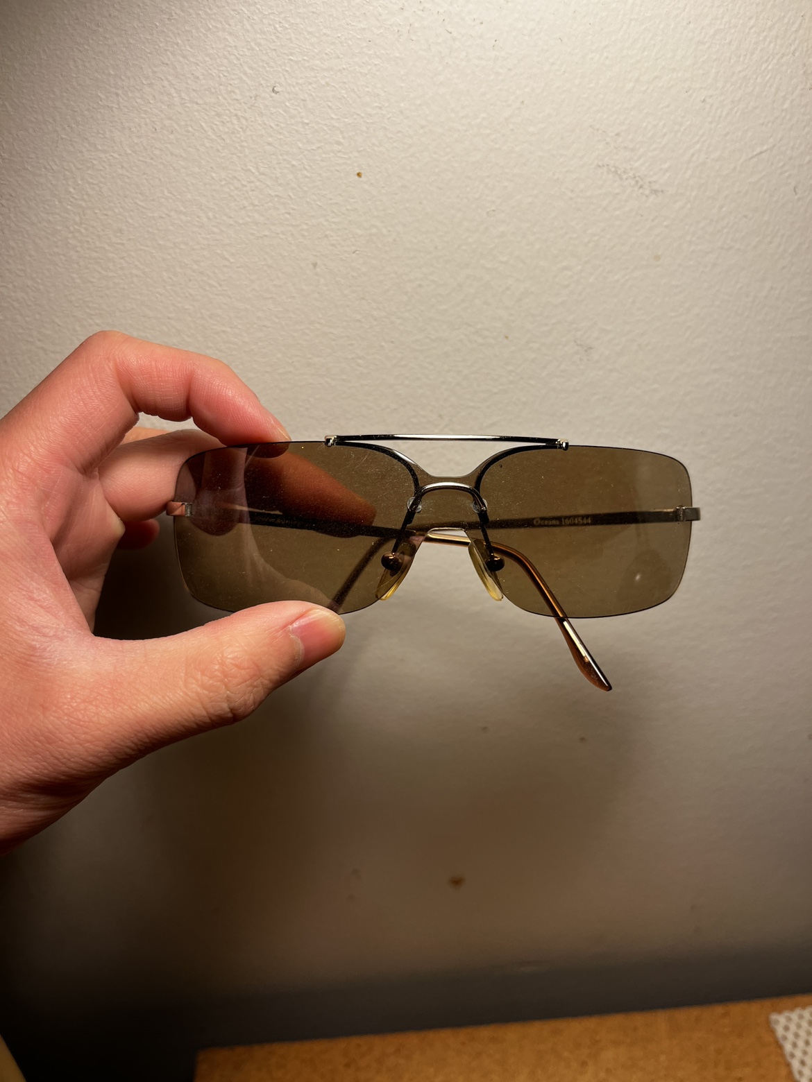 Men’s sunglasses thumbnail