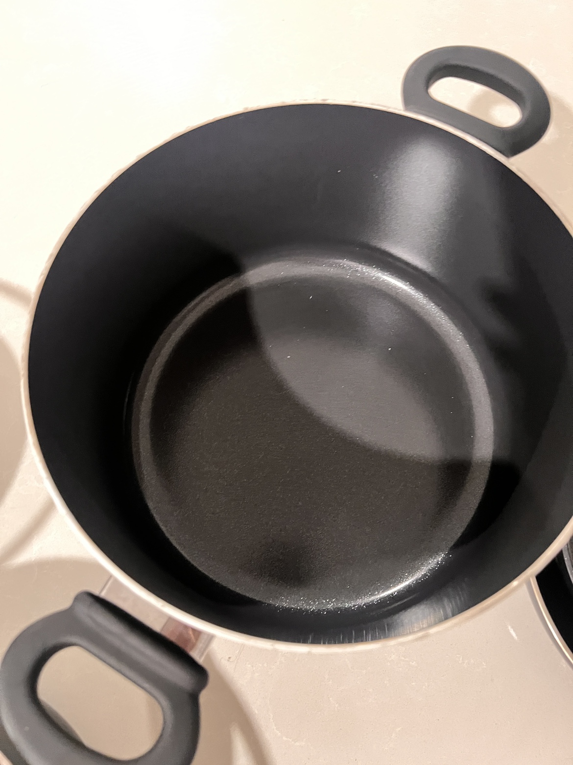 Pots - set up 3 with 2 small frypans - photo 5