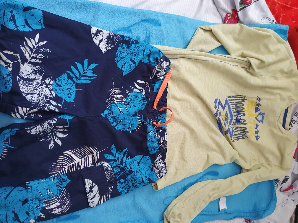kid swimming clothes sike 8-10 Free - photo 2