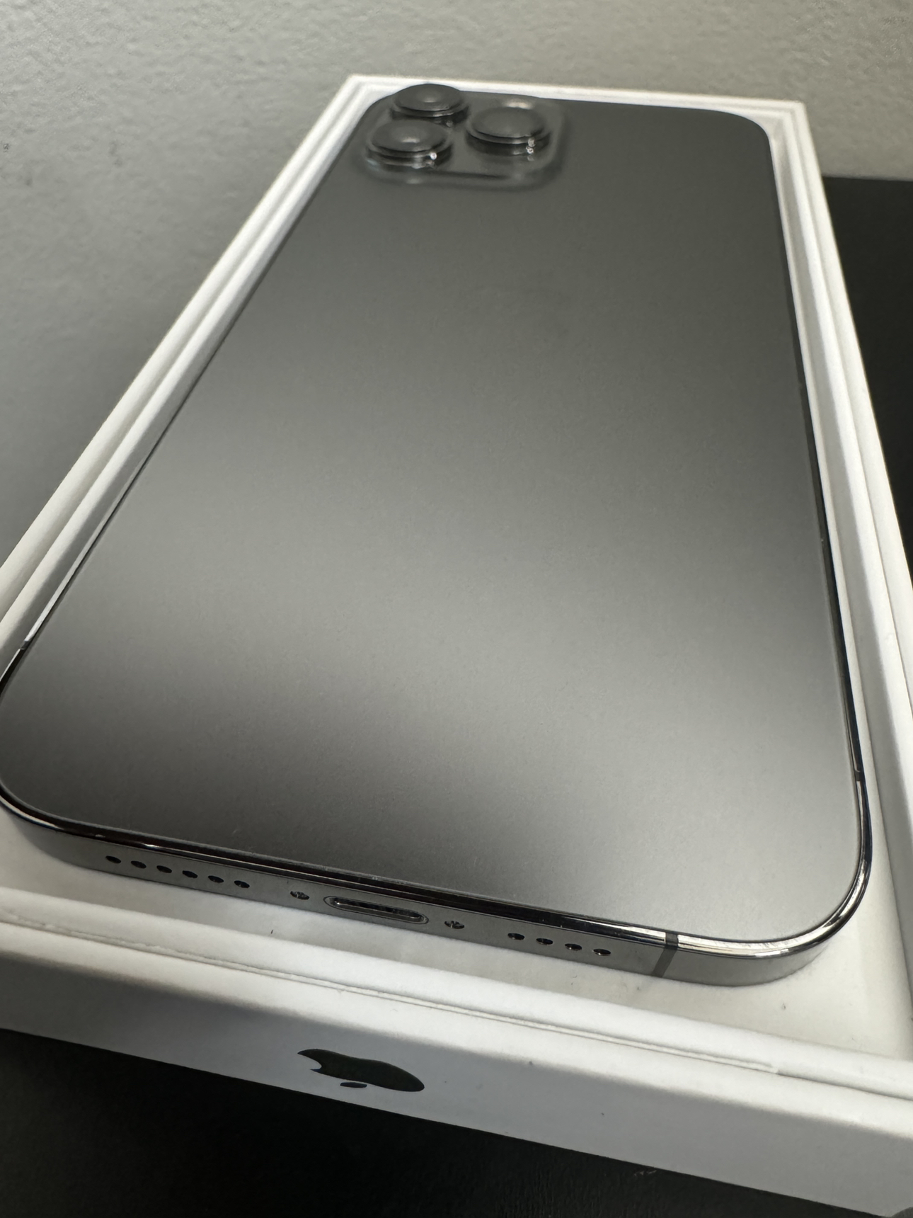 iPhone 13 Pro Max - Graphite (Black) - photo 3