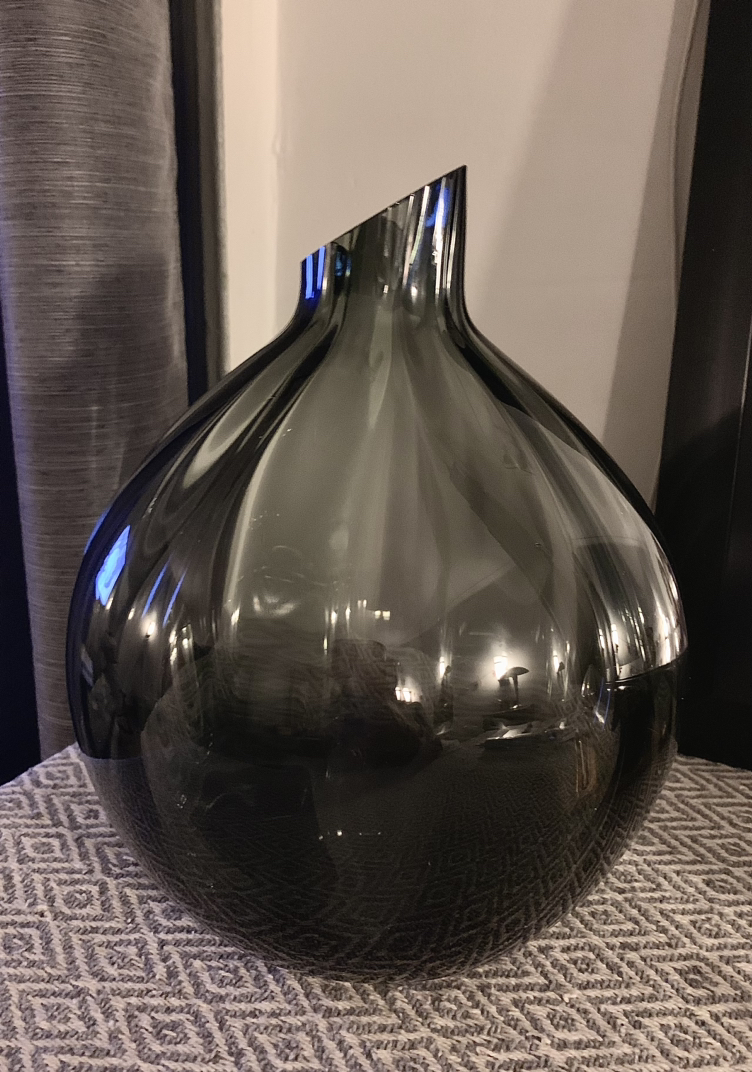 Mikasa Fluted Glass Vase image indicator(2)