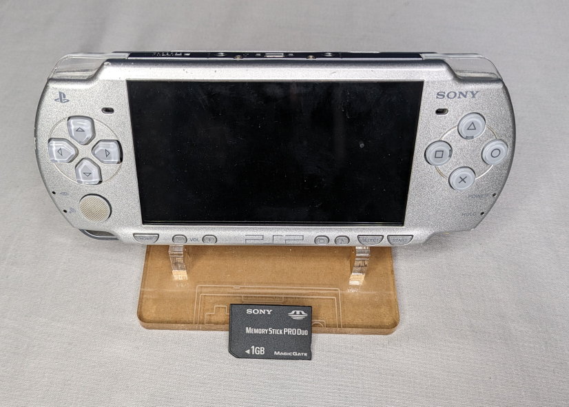 Silver PSP 2001 thumbnail