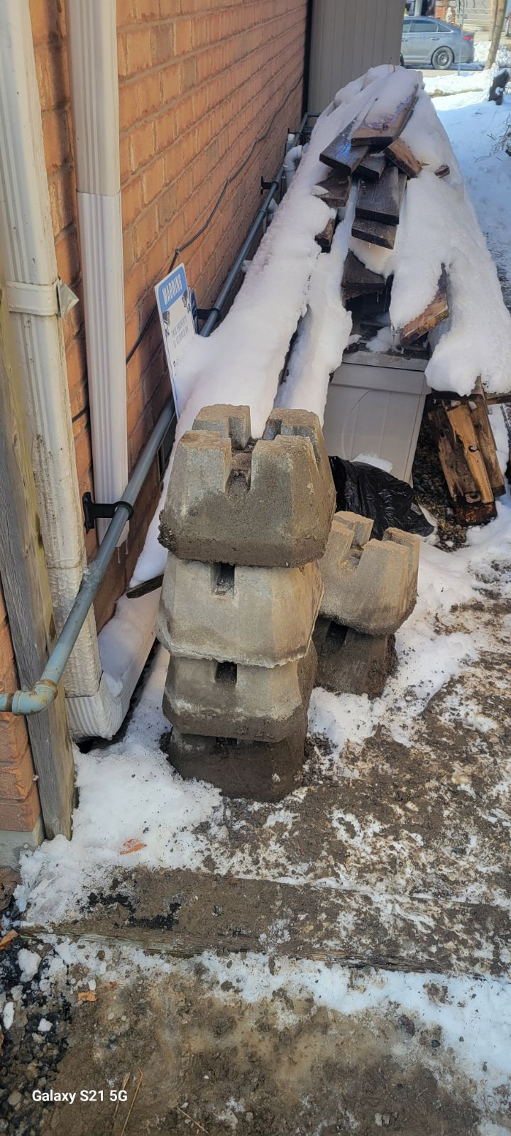 Concrete supports for deck joists thumbnail