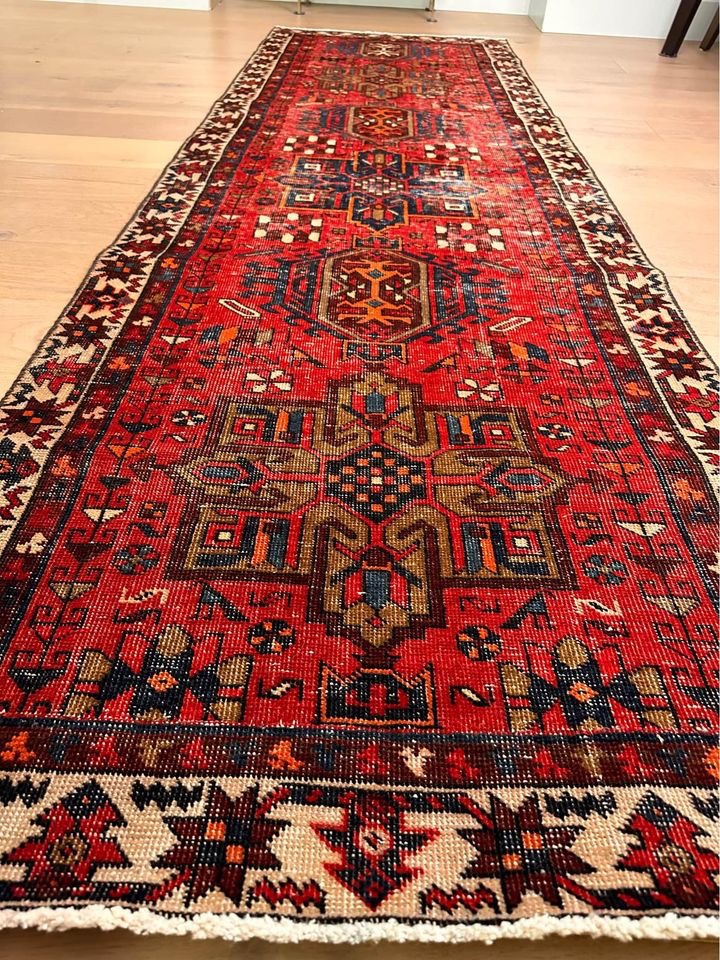 2’11” x 9’7” Vintage Handmade Persian Gharajeh Runner - photo 4