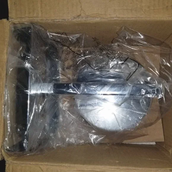 MILO Flat opal glass- vanity mounting light in open box image indicator(2)