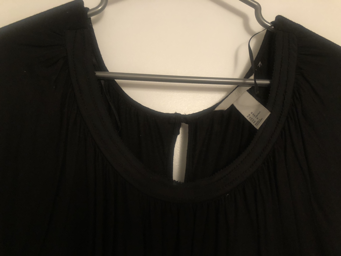 Black blouse with elastic cuff detail - photo 2