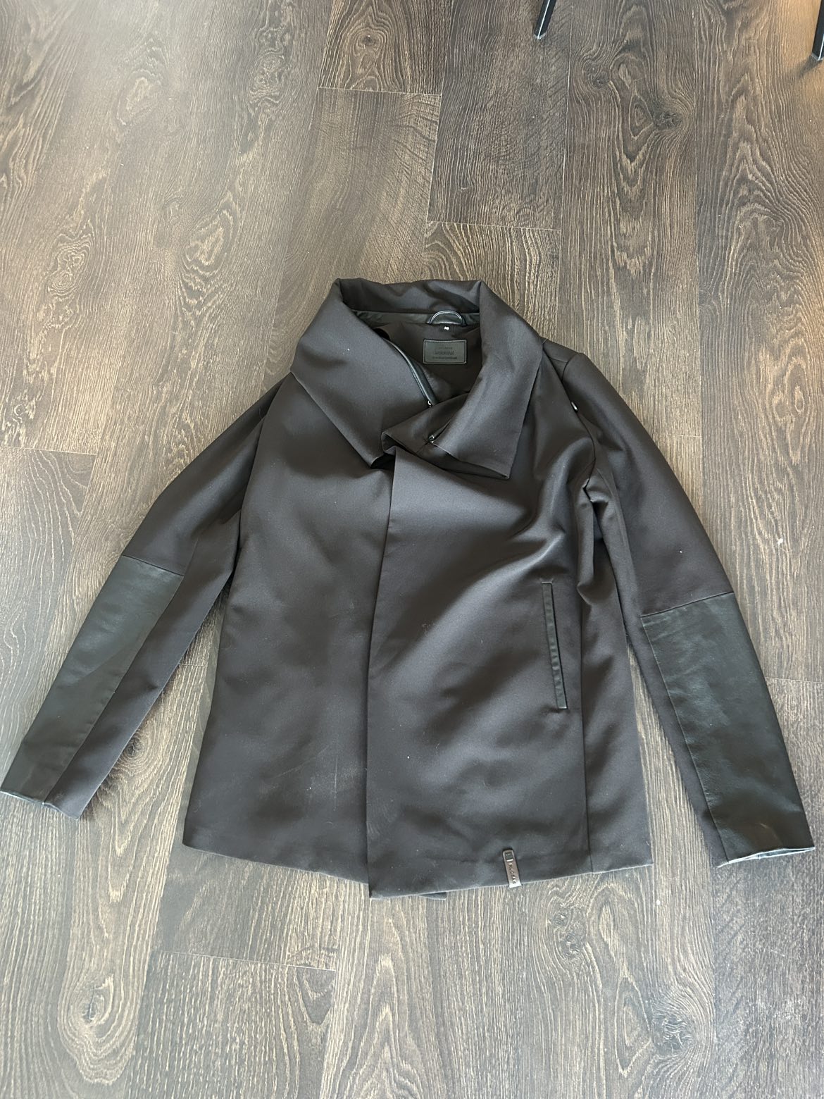 Woman’s black blazer - RUDSAK