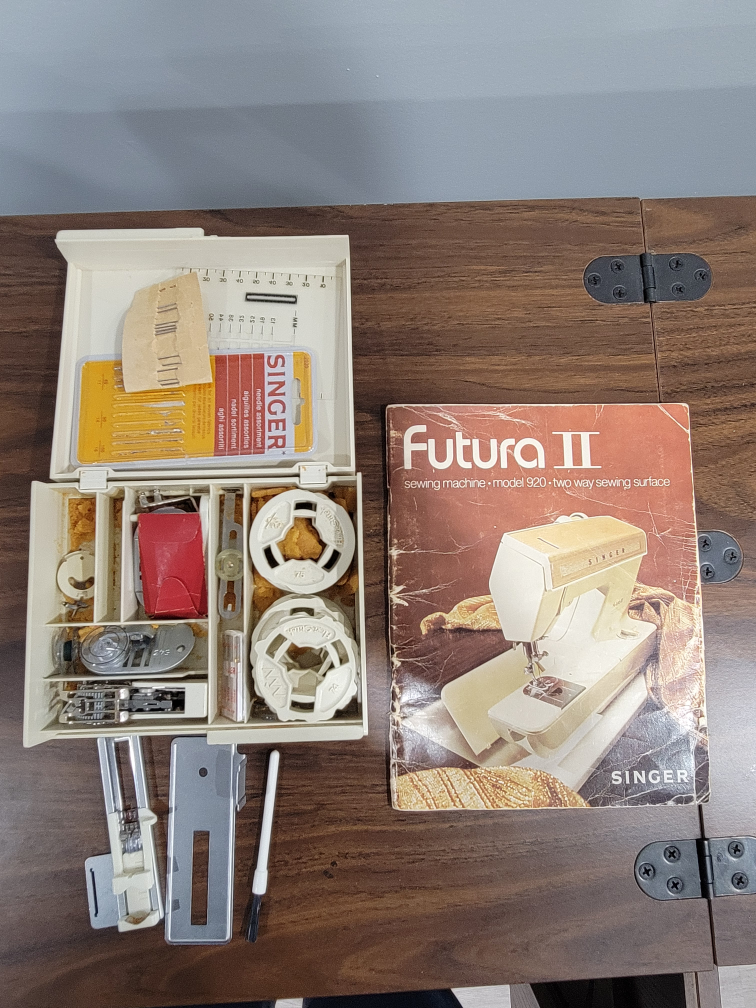 Convertable Sewing Machine - Futura 2 - Converts to a desk image indicator(3)