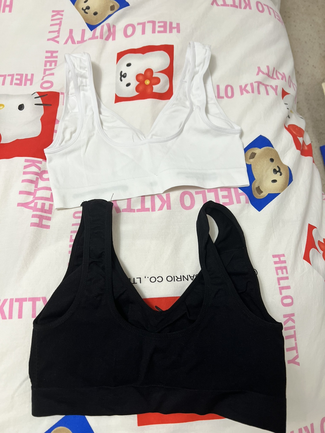 Women’s sports bra #freecycle - photo 2