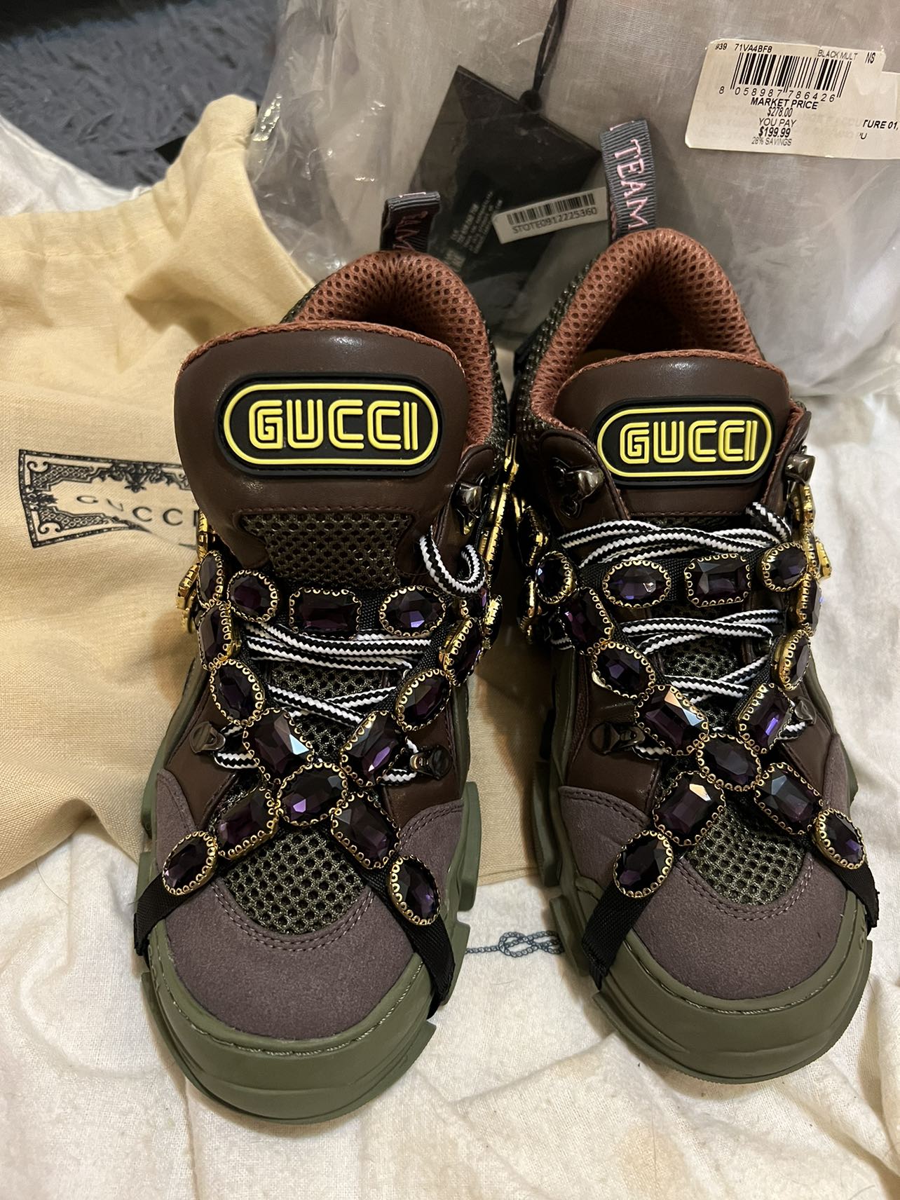 🥕 Gucci sneakers shoes size 6 army green color