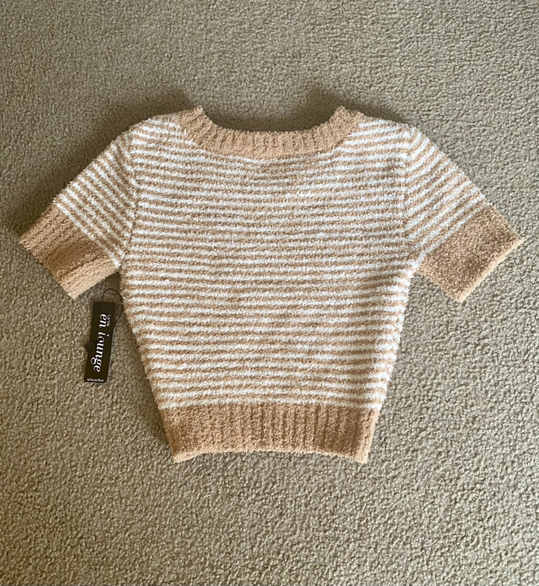 La Vie En Rose Crop Top image indicator(7)