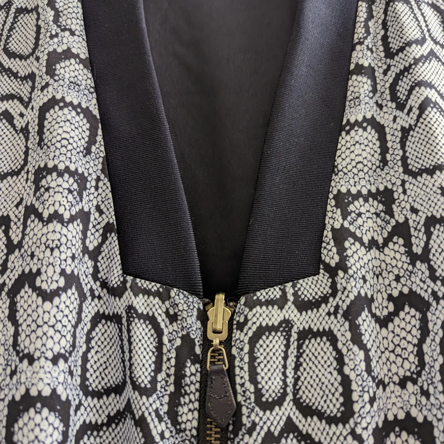 Stella & Dot Reversible Lightweight Bomber Jacket - photo 3