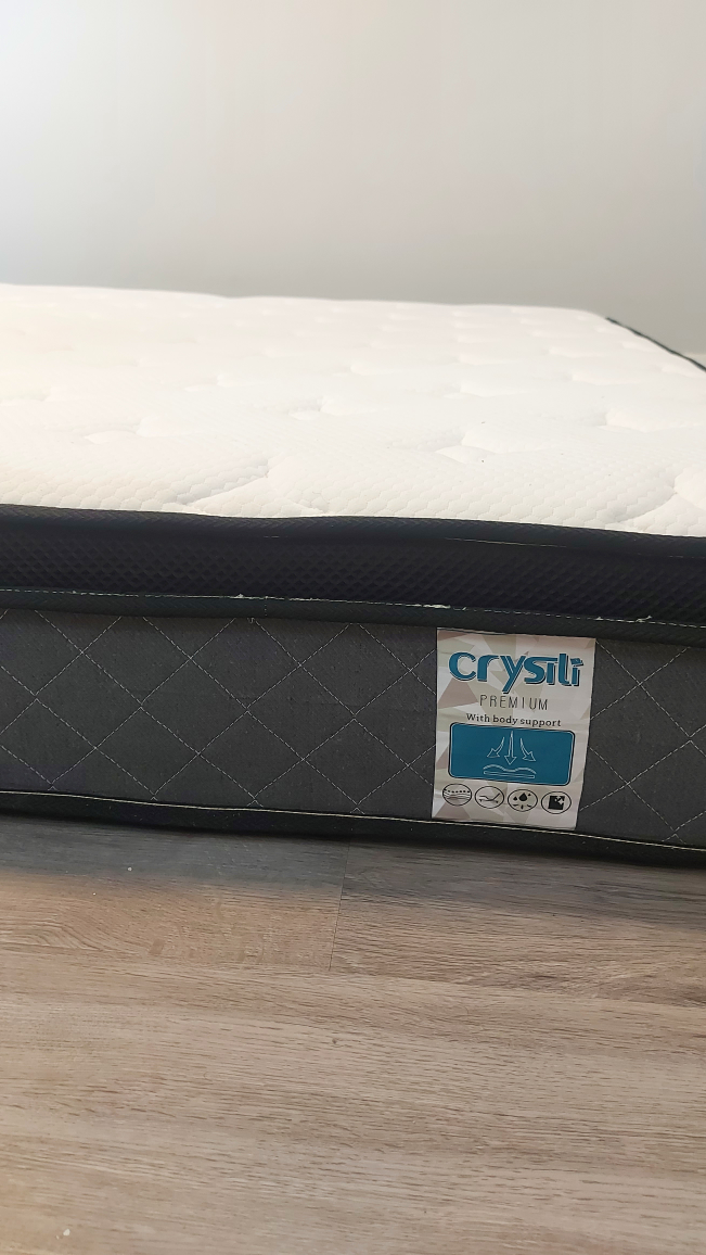 !!BEST DEAL!! Spotless like new Memory foam hybrid mattress image indicator(6)