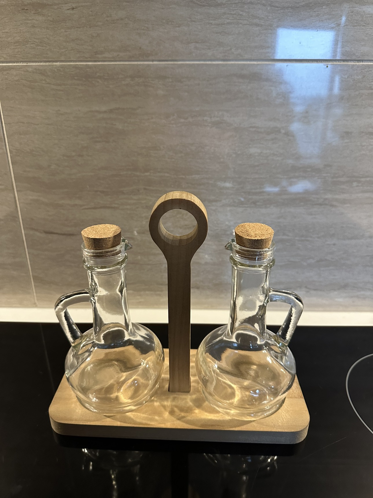Oil and vinegar bottle set with tray