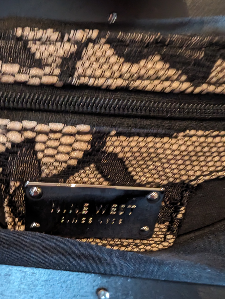 NINE WEST LACE AND WOOD CLUTCH image indicator(3)