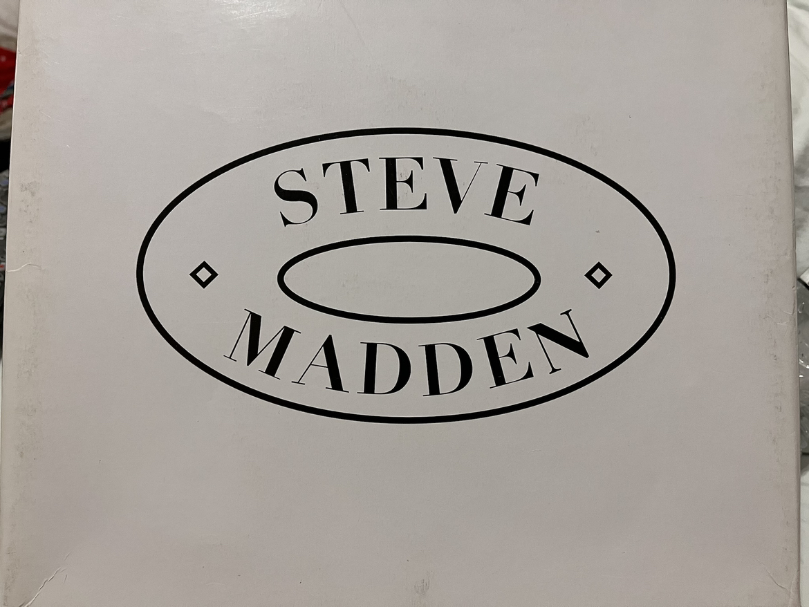 BNIB Steve Madden women’s high heel shoes image indicator(7)