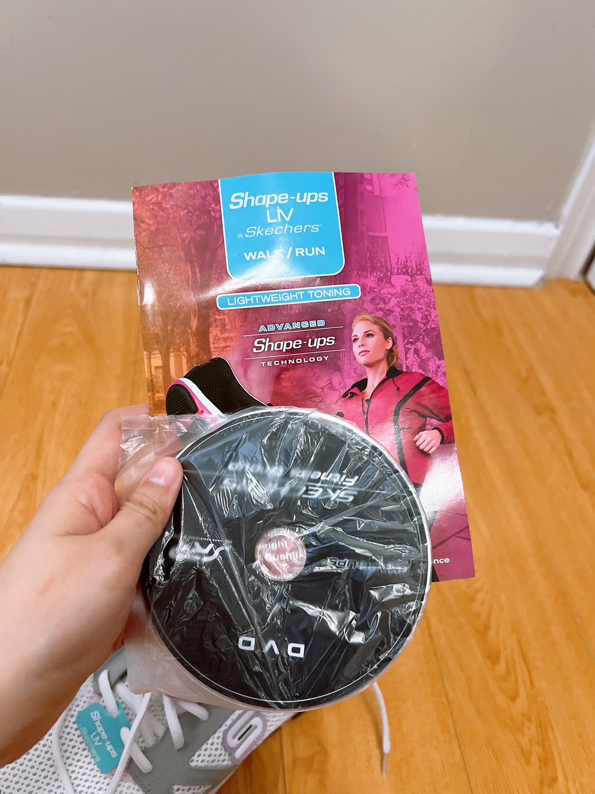 Skechers fitness shapeups rubber shoes image indicator(4)