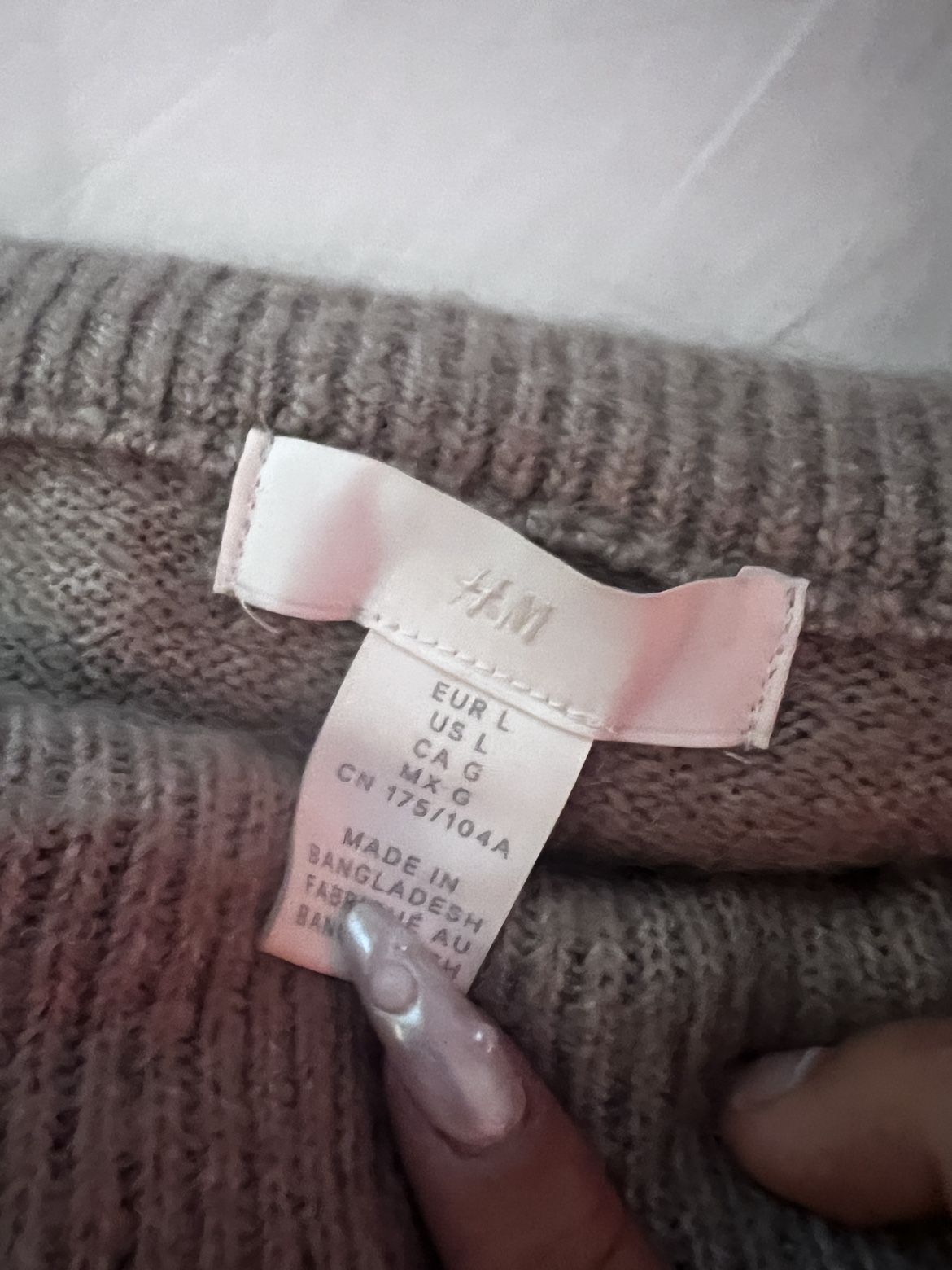 Off the shoulder H&M sweater - photo 2
