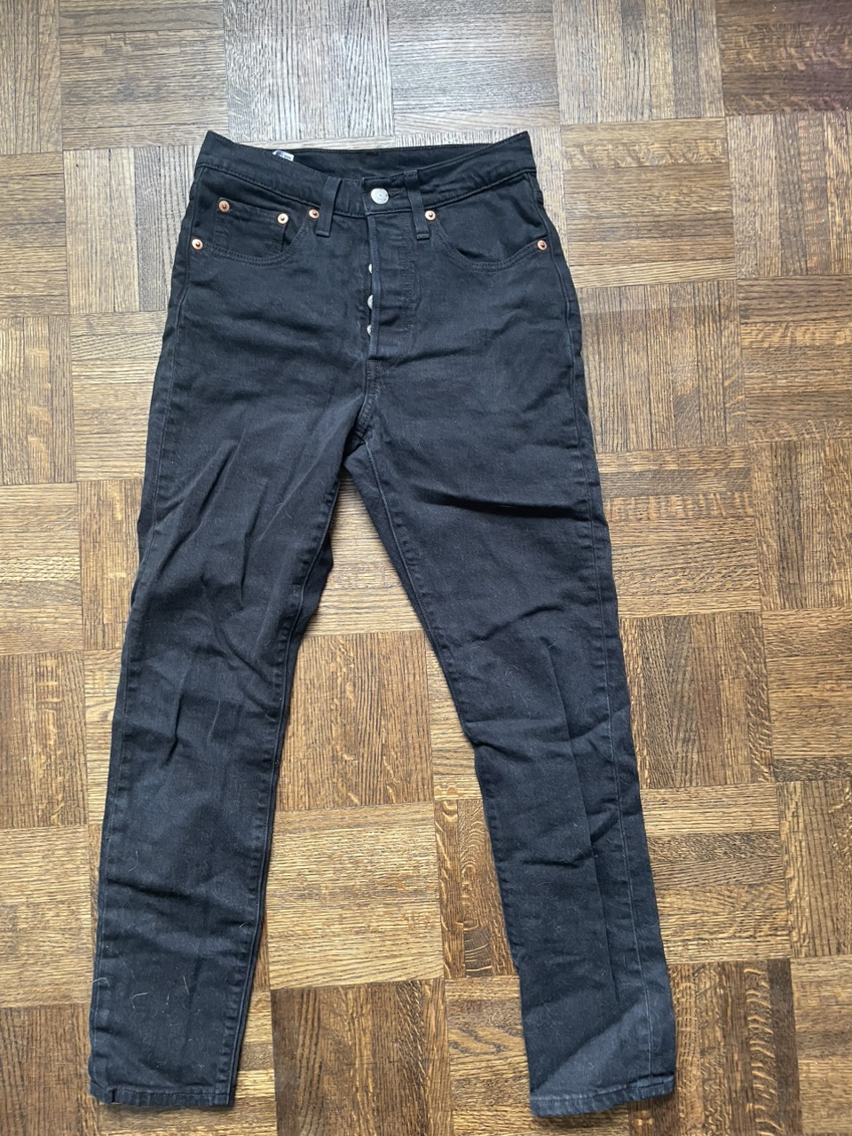 Black Levi’s jeans