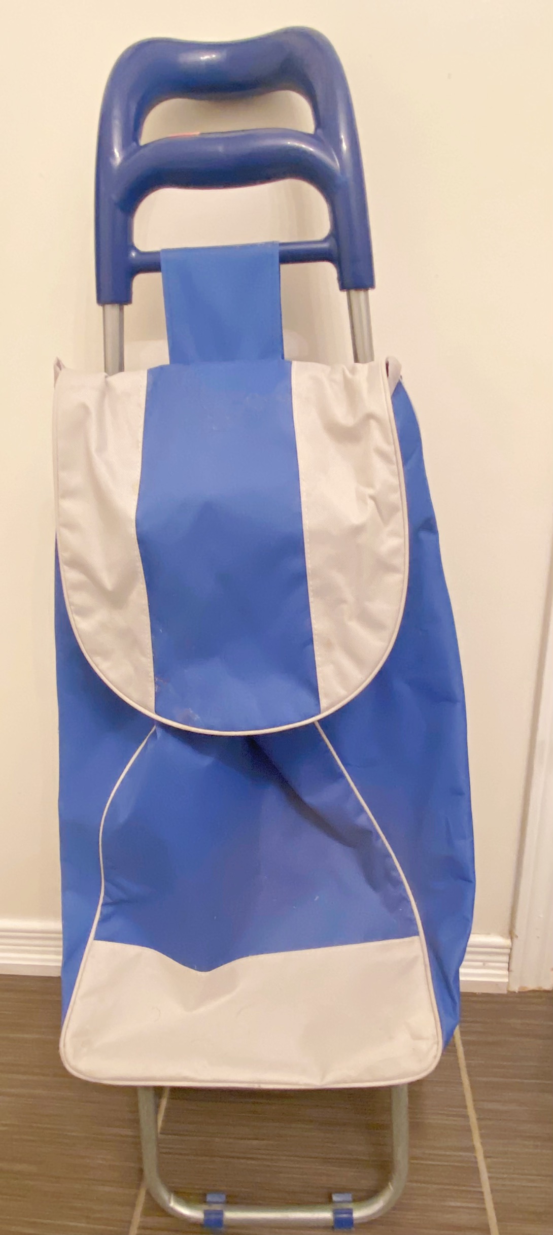 Shopping cart + bucket thumbnail