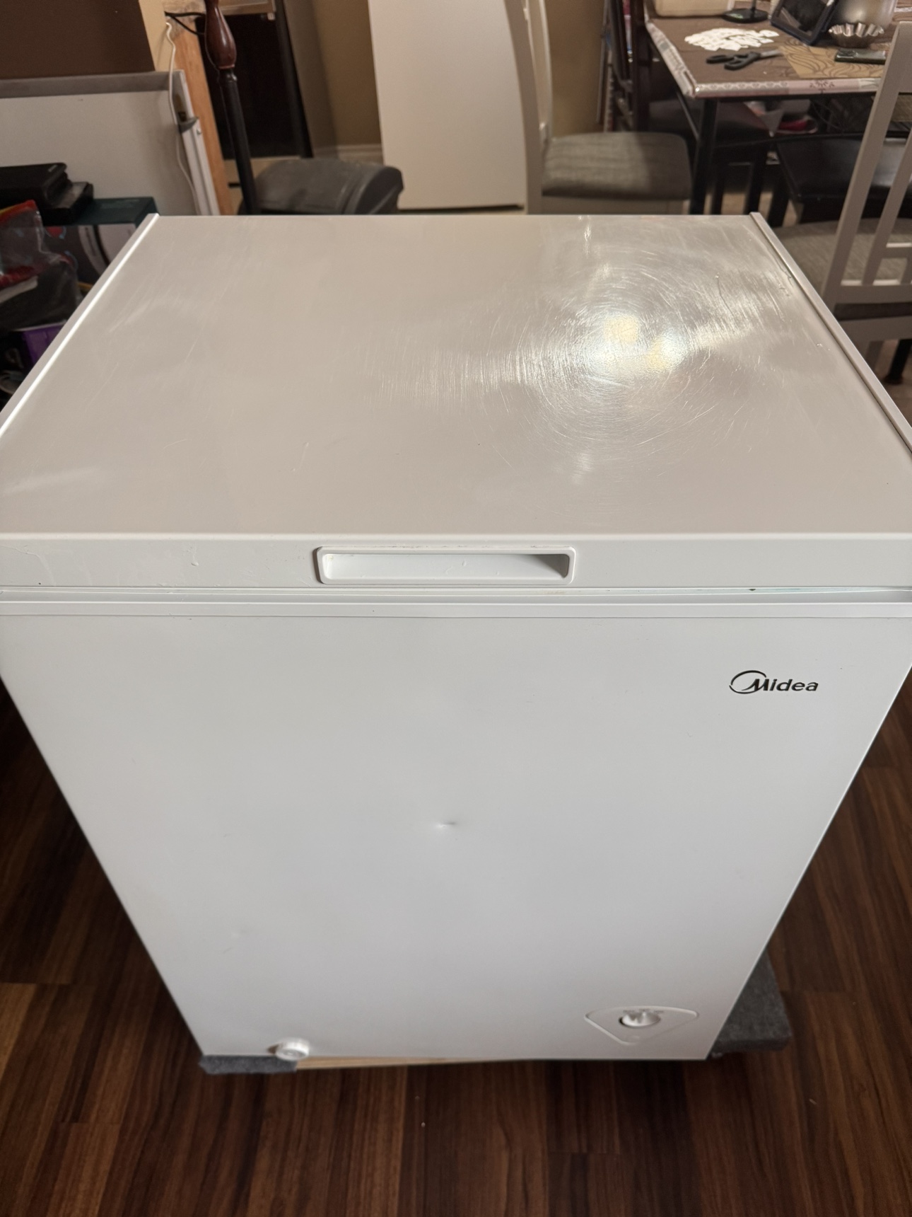 Midea Chest Freezer 5.0 cubic feet