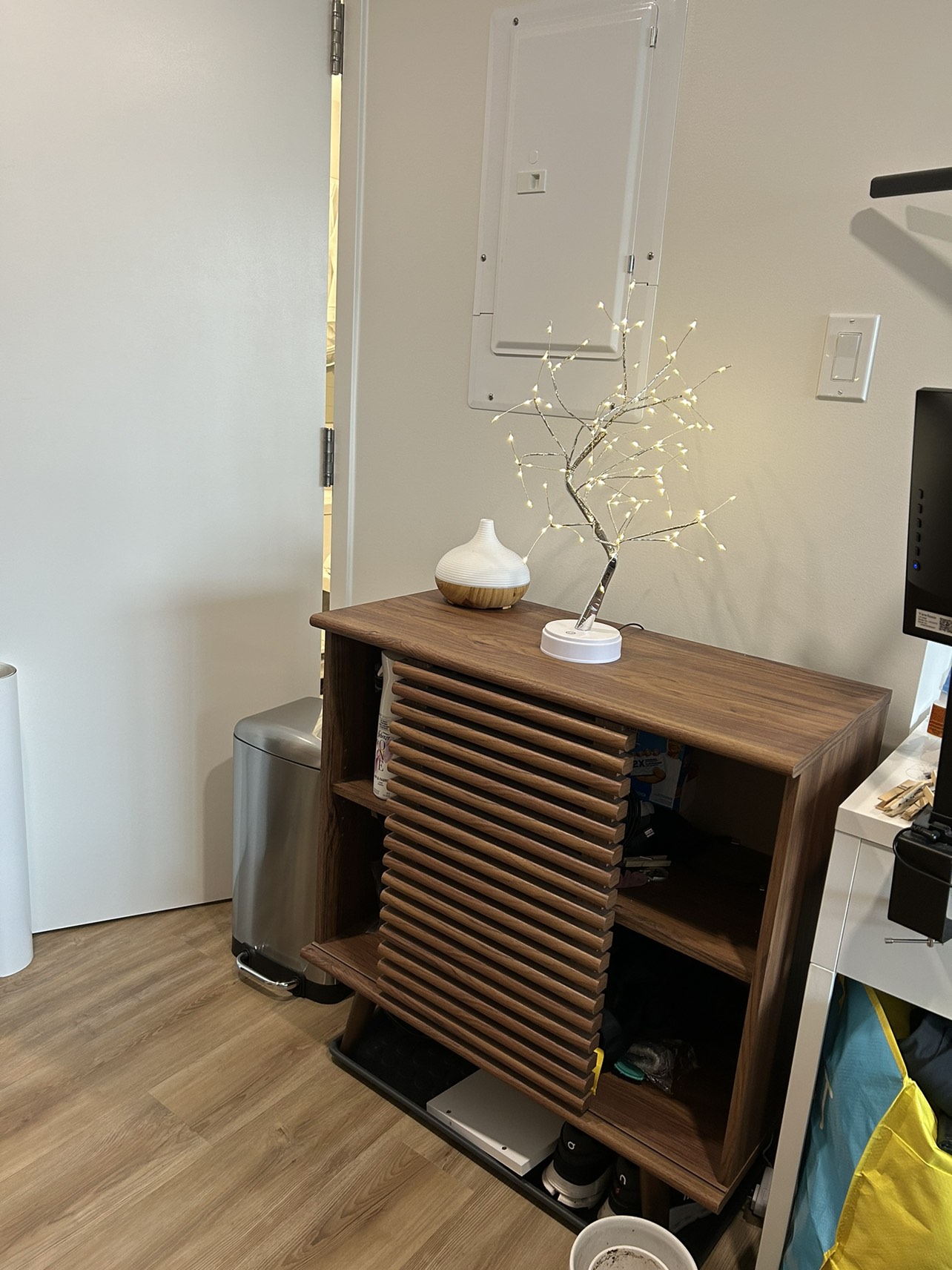 Structube cabinet thumbnail
