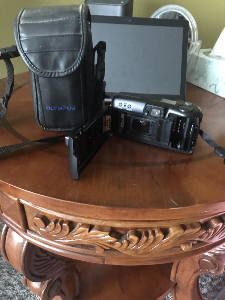 Olympus  camera - photo 2