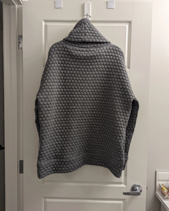 GAP Fit Quilted Funnel Neck Sweatshirt image indicator(3)