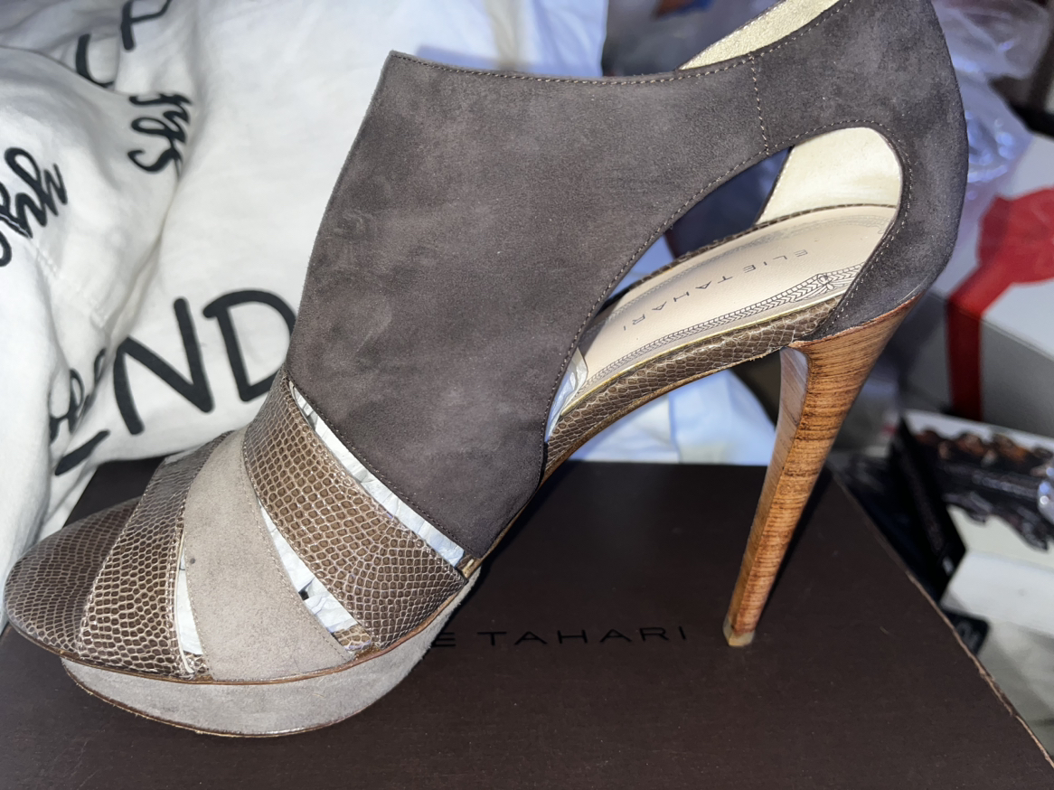 BNIB Ellie Tahari, high heel shoes image indicator(3)