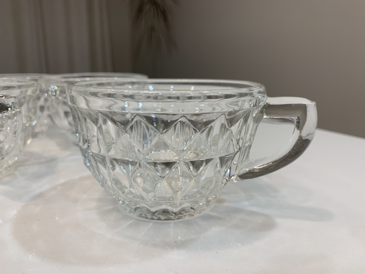 5 Vintage Coffee Cups image indicator(6)