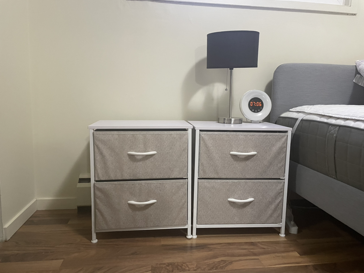 Two night stands with drawers