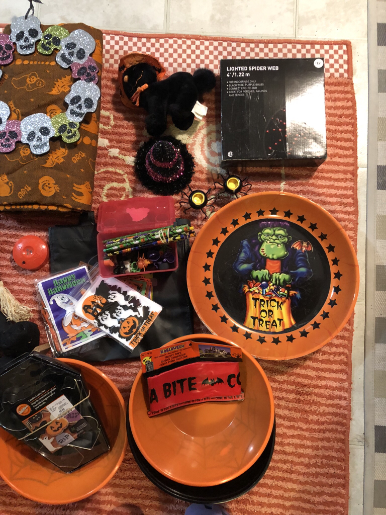 Halloween decorations - photo 4