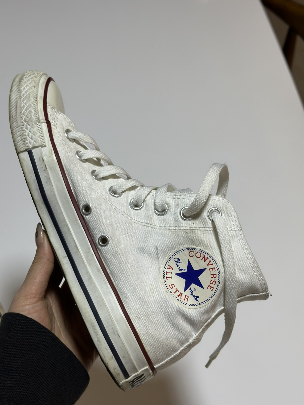 Convers Chuck taylor classic hightop thumbnail