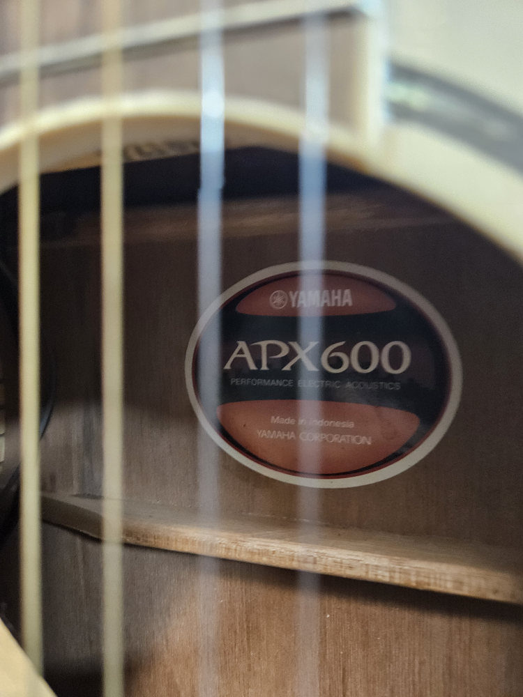 Yamaha Acoustic Guitar - photo 2