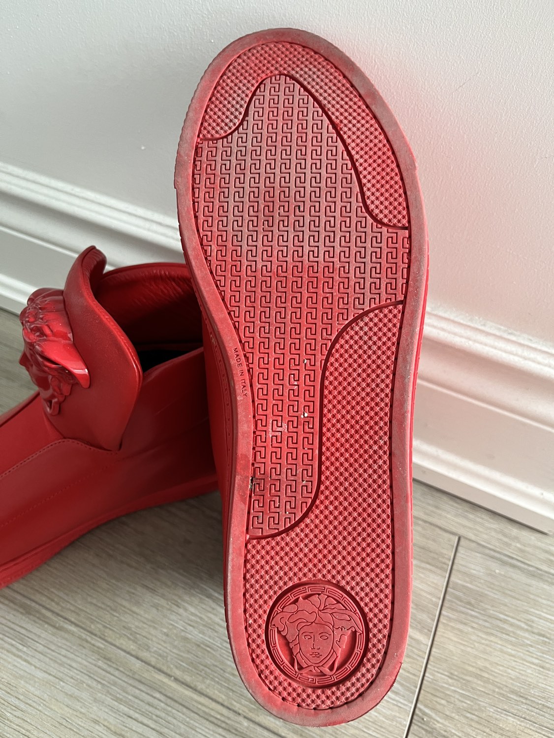 Versace hightop red sneaker - size 10 / 42 - photo 4