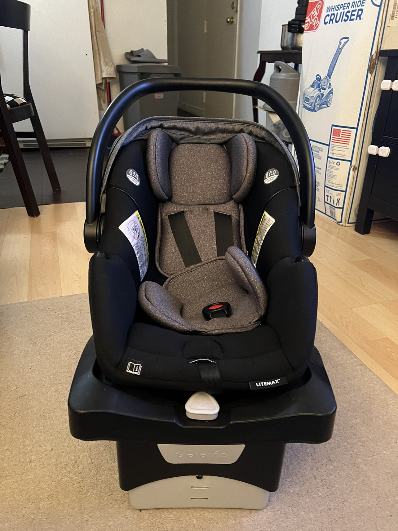 Infant Car Seat with Base - photo 2