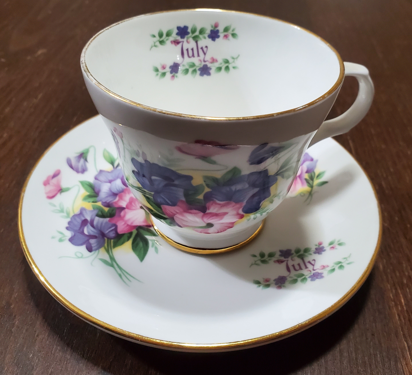 4 Tea Cups: Crown Trent Fine Bone China Englind - photo 4