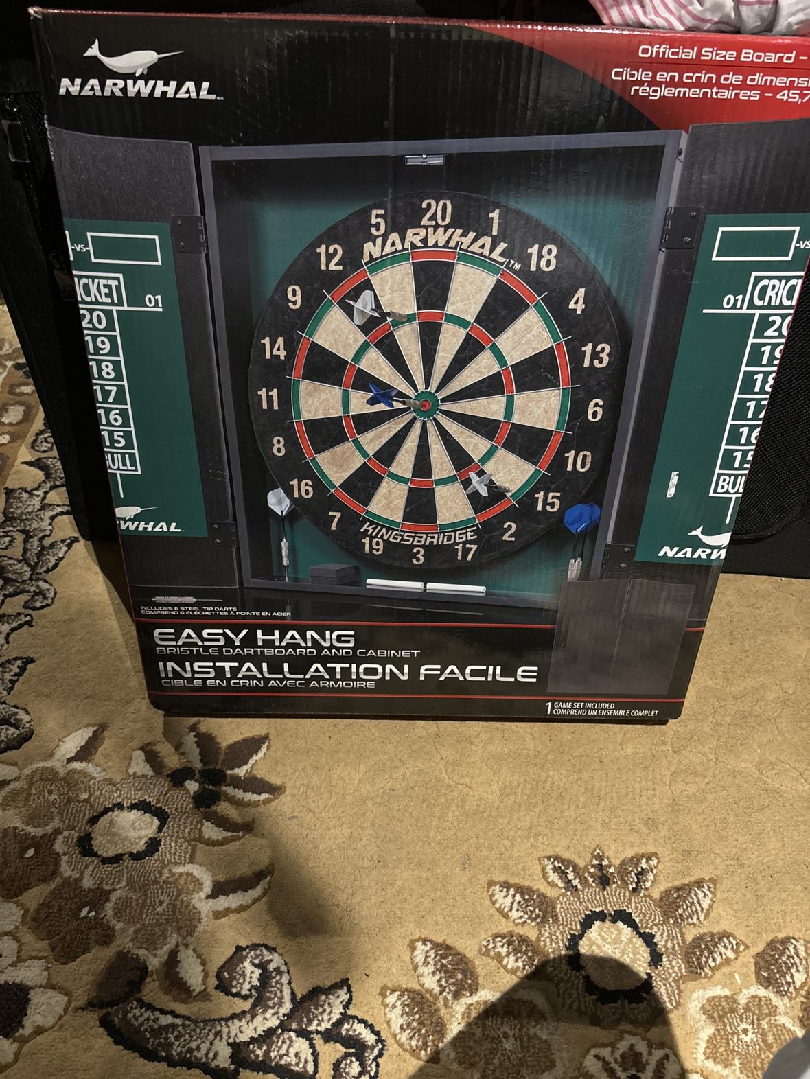 Dartboard and cabinet