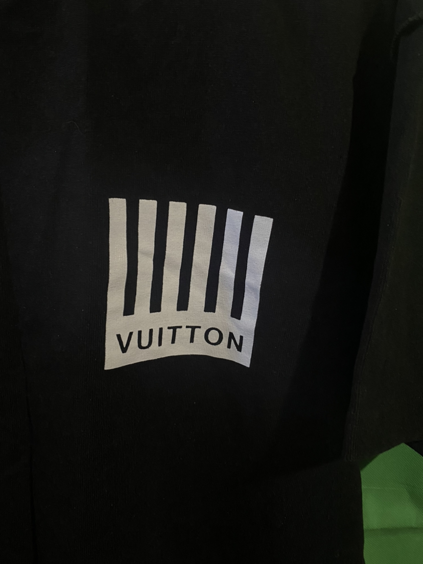 LV 2EME ETAGE Tshirt size Large image indicator(2)