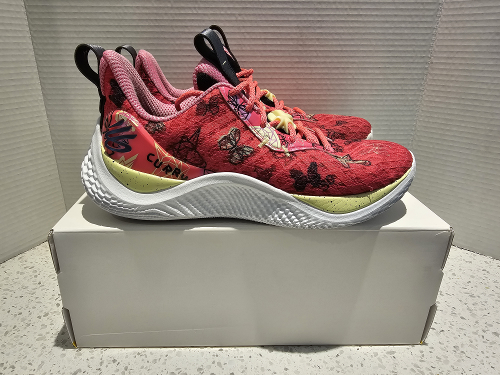 Under Armour Steph Curry basketball shoes - photo 2