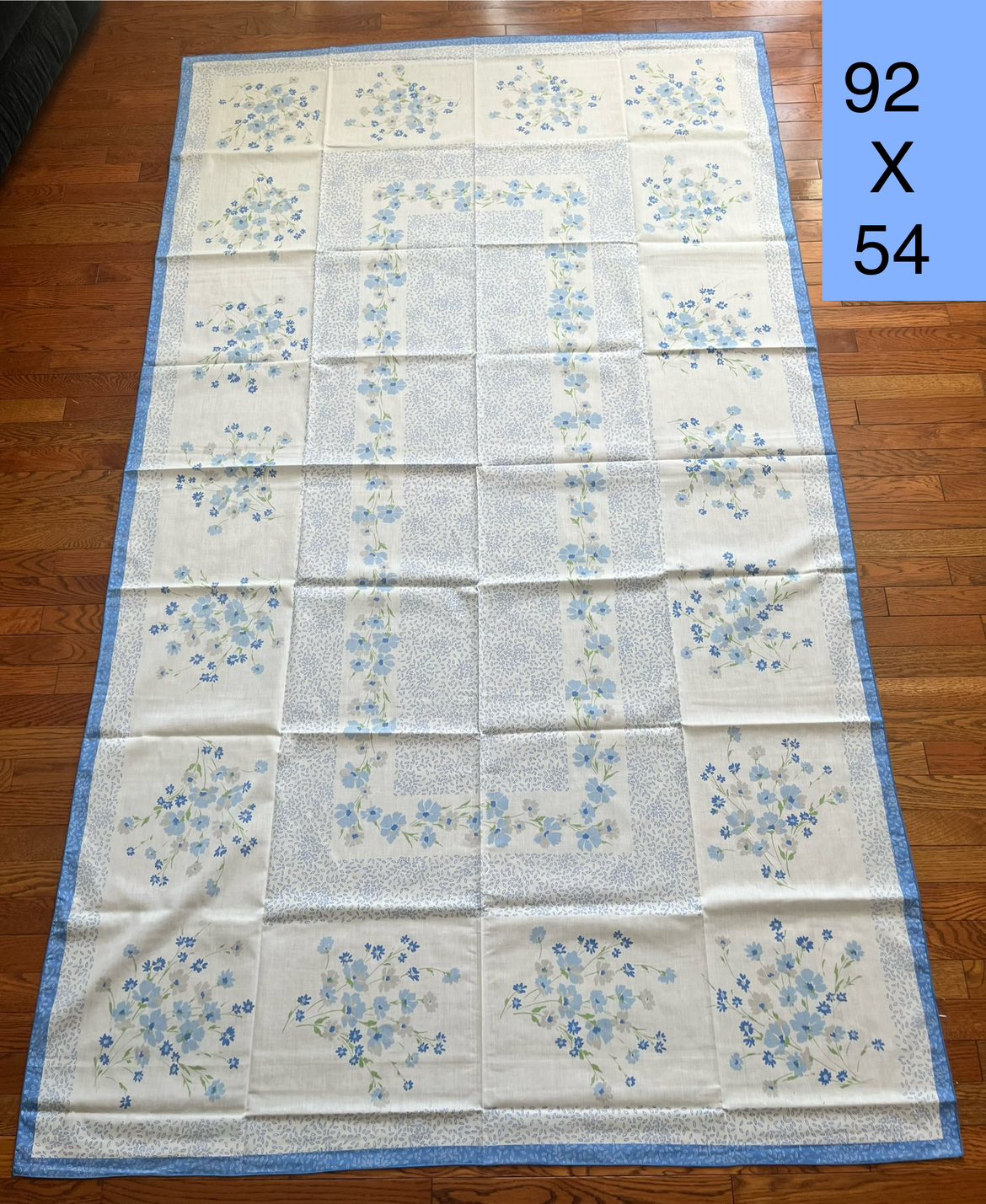 NEW 2 Tablecloths & 7 Napkins Matching Set - $20 for all - photo 5