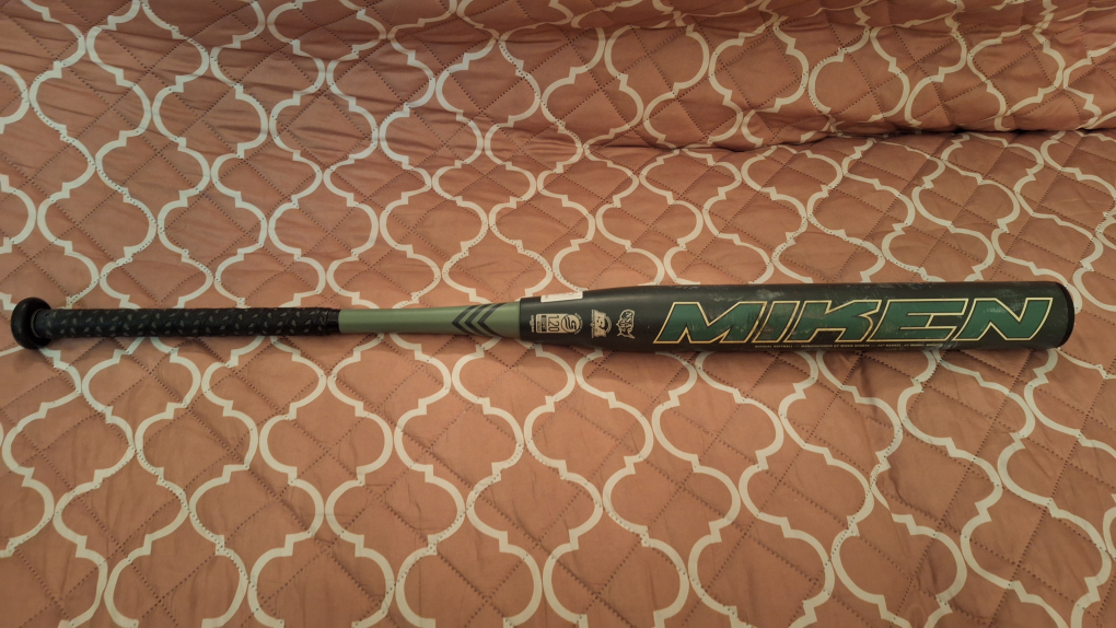Miken DC 41 27oz End loaded Slo pitch bat