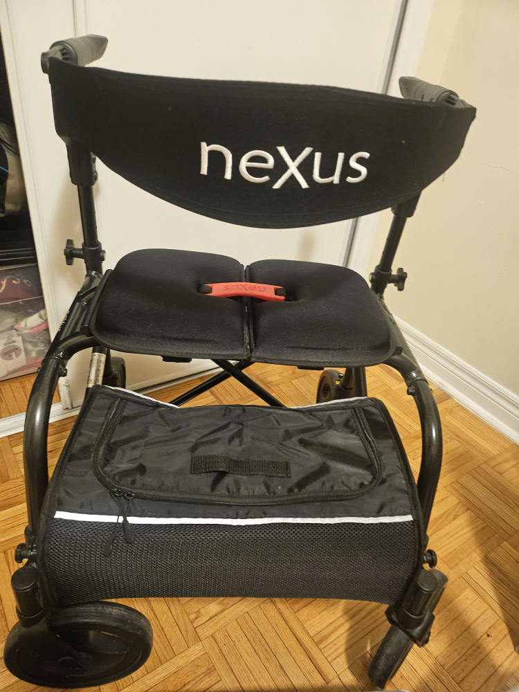 Nexus Rollator Walker MINT CONDITION image indicator(4)