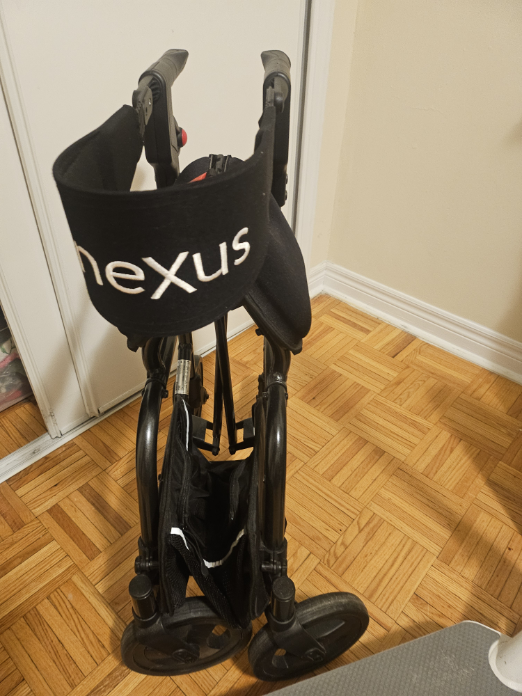 Nexus Rollator Walker MINT CONDITION image indicator(5)